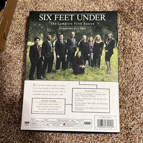 Six feet under the complete fifth season. Watched twice - Picture 2 of 9
